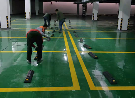 ����܇��