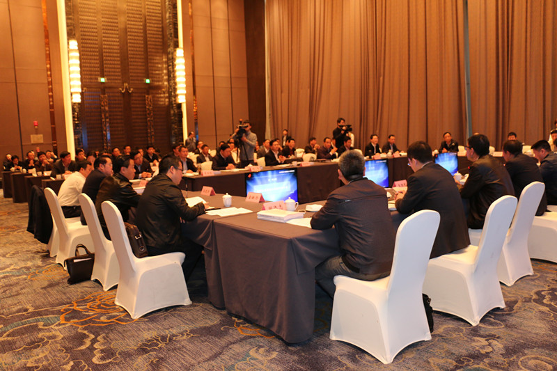 我院院長隨科技部專家調(diào)研組來內(nèi)江指導國家高新區(qū)創(chuàng)建工作