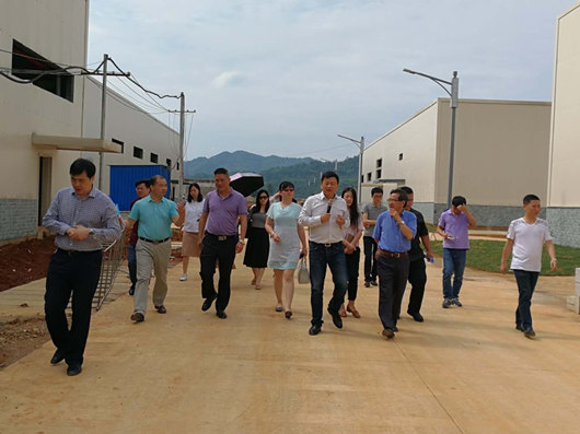 我院課題組赴漣源市開展《婁底資源型城市轉(zhuǎn)型升級，深化供給側(cè)結構性改革》課題調(diào)研